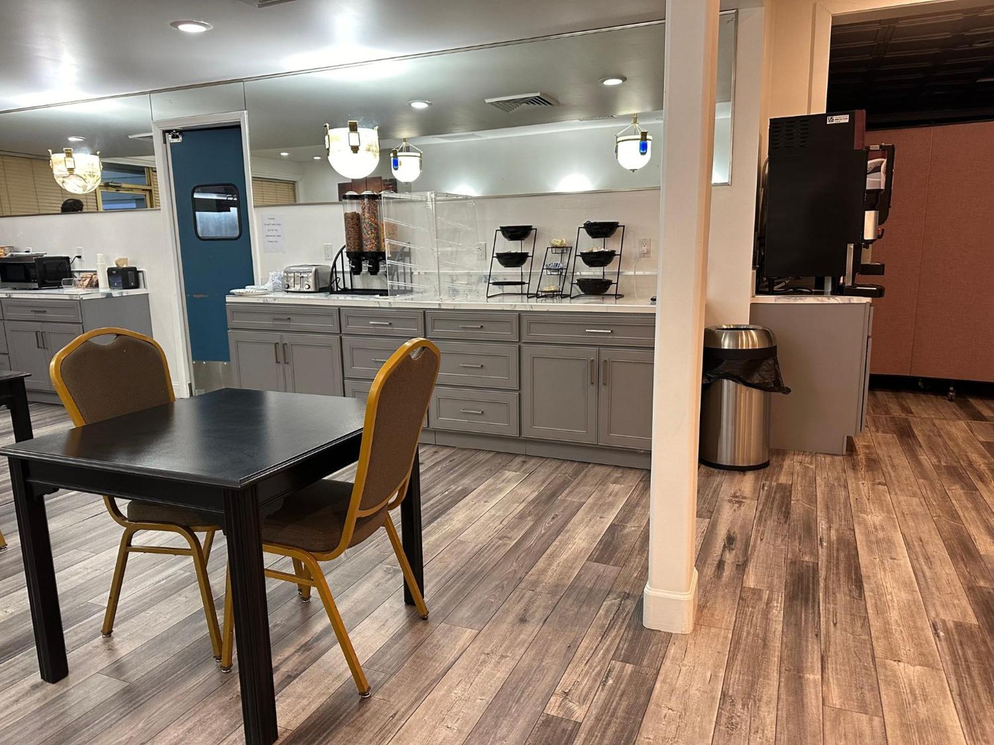 Red Roof Inn Yuba City Bonanza - Marysville Екстер'єр фото
