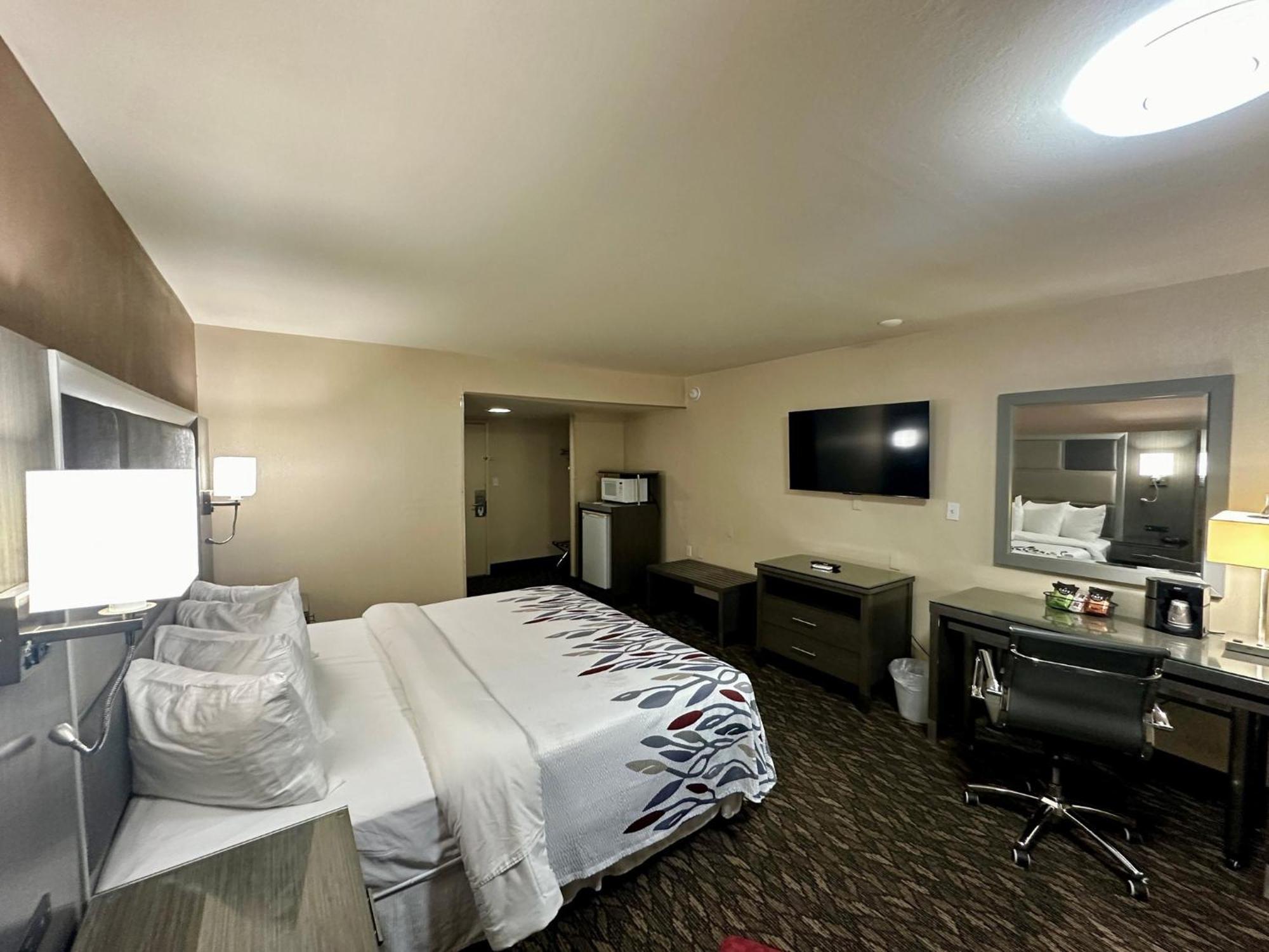 Red Roof Inn Yuba City Bonanza - Marysville Екстер'єр фото