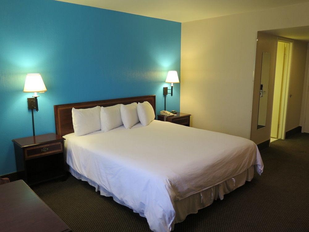 Red Roof Inn Yuba City Bonanza - Marysville Екстер'єр фото