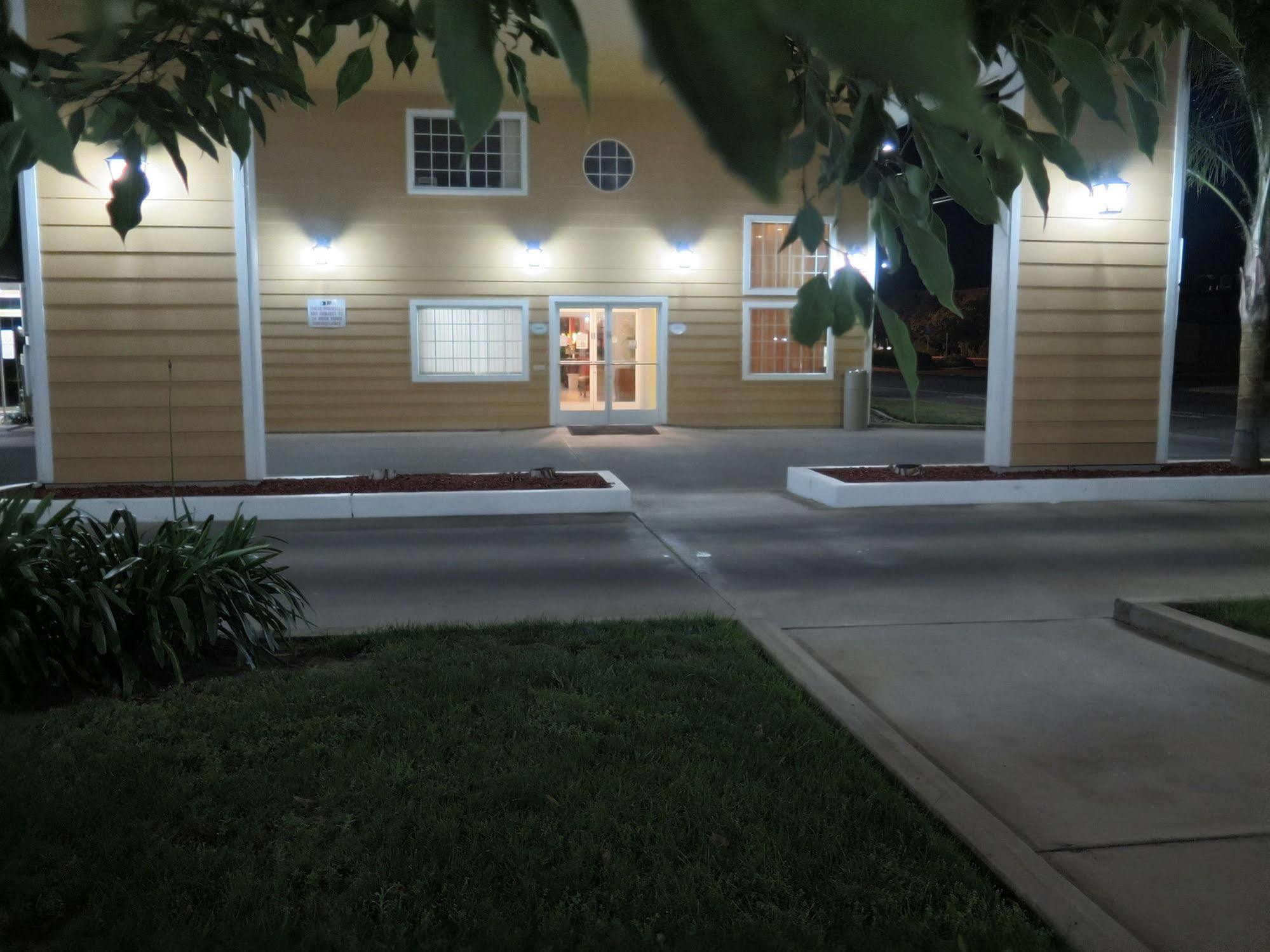 Red Roof Inn Yuba City Bonanza - Marysville Екстер'єр фото