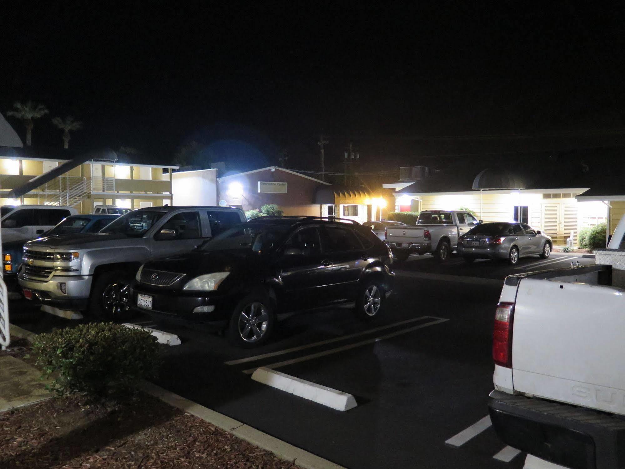 Red Roof Inn Yuba City Bonanza - Marysville Екстер'єр фото