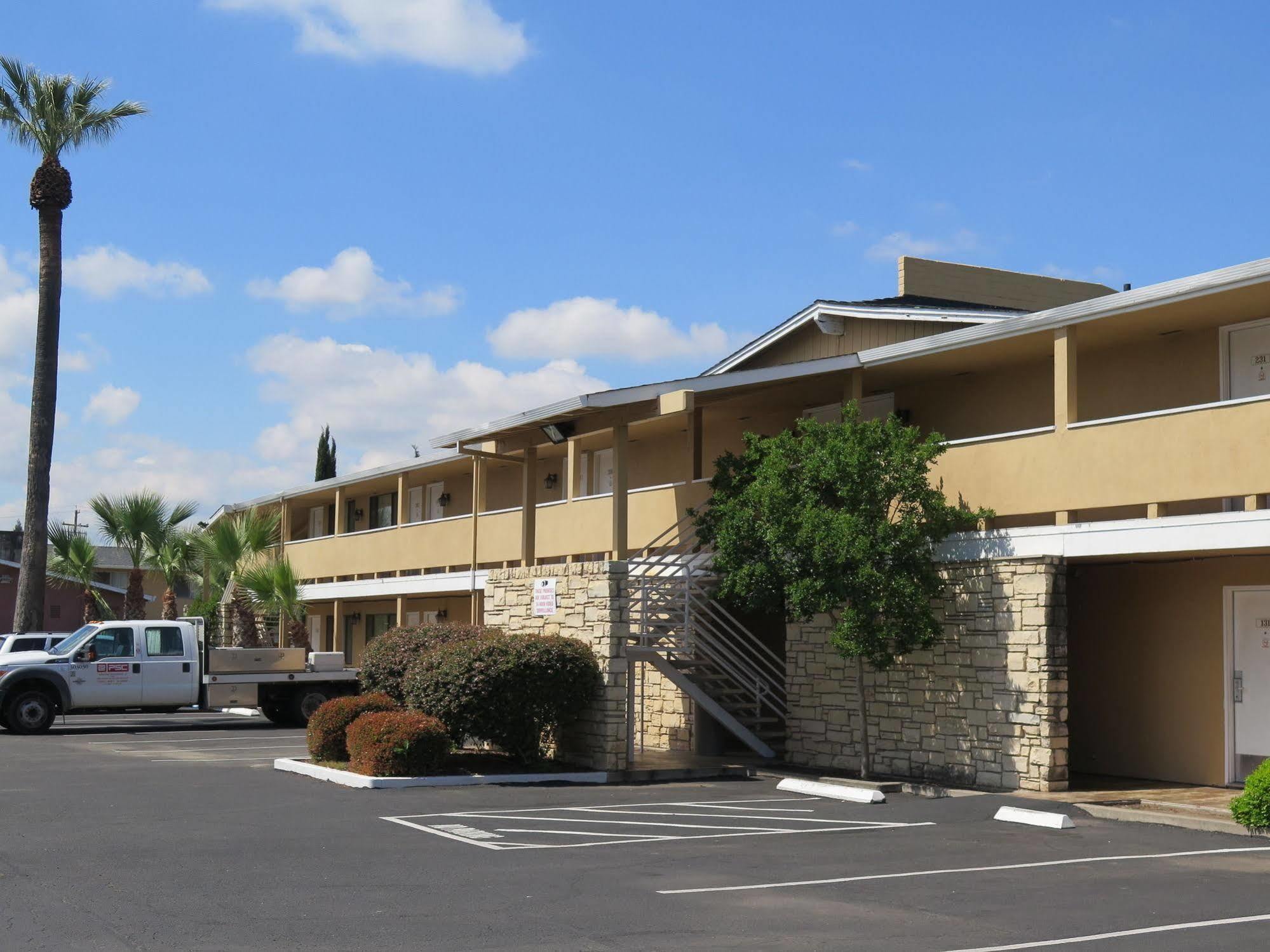 Red Roof Inn Yuba City Bonanza - Marysville Екстер'єр фото